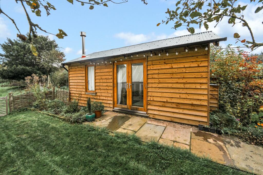 Log Cabin (1)