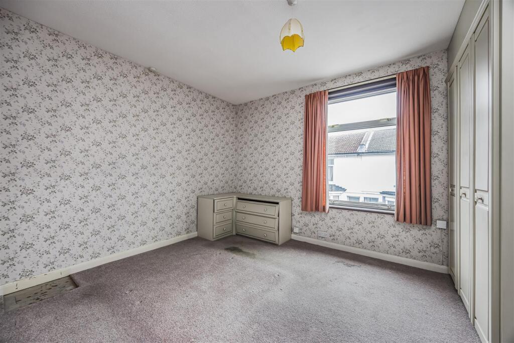 26 Ward Road, Southsea-PorticoMarketing-SoldBy-5.j