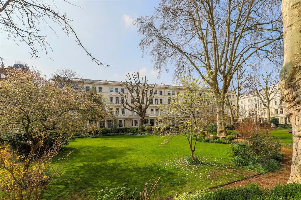 Earl's Court Square