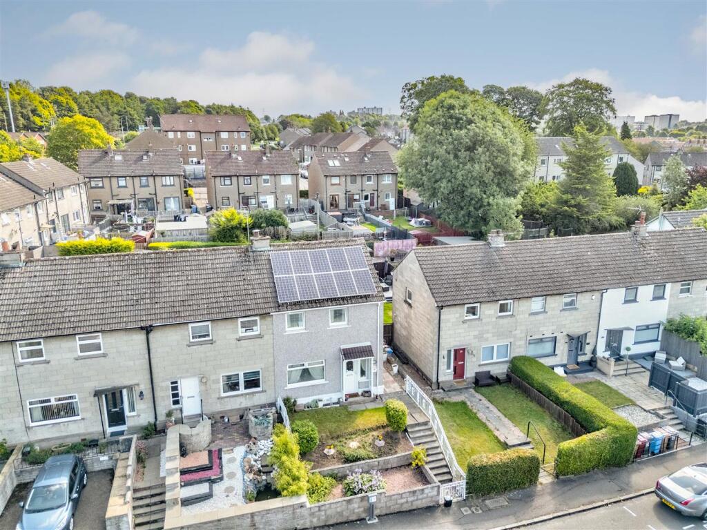 37 Gourdie Place Dundee-1.JPG