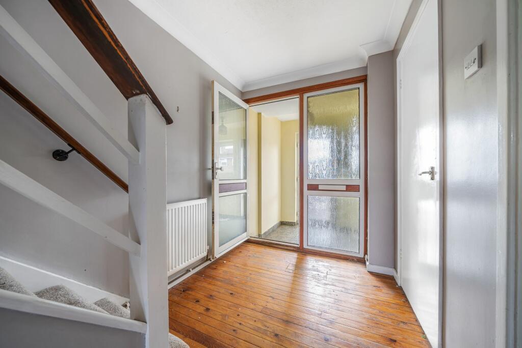 Entrance Hall (2)