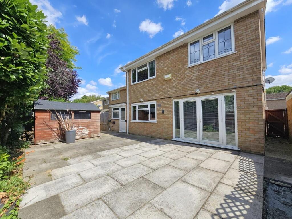 Rear Garden 1.jpg