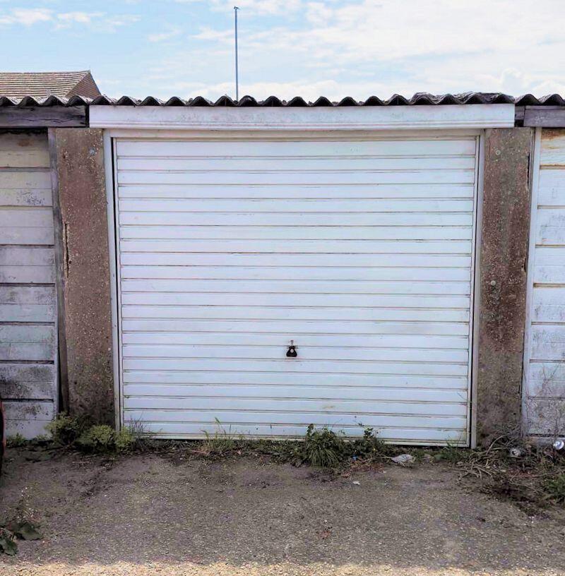 Garage In Block