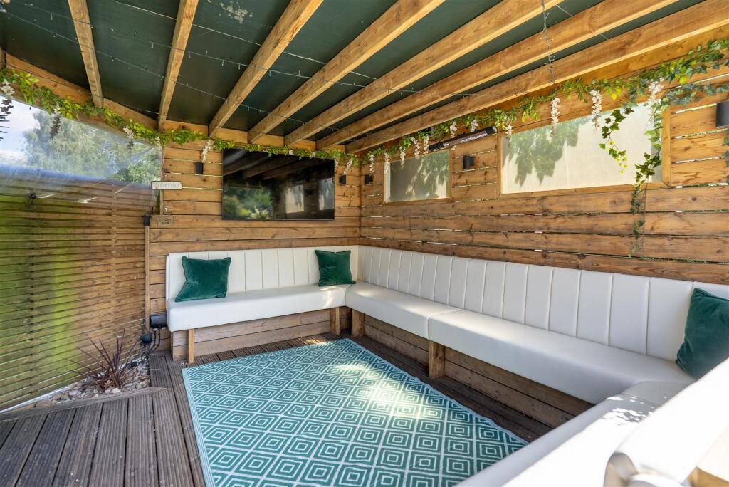 Courtney House-36.jpg