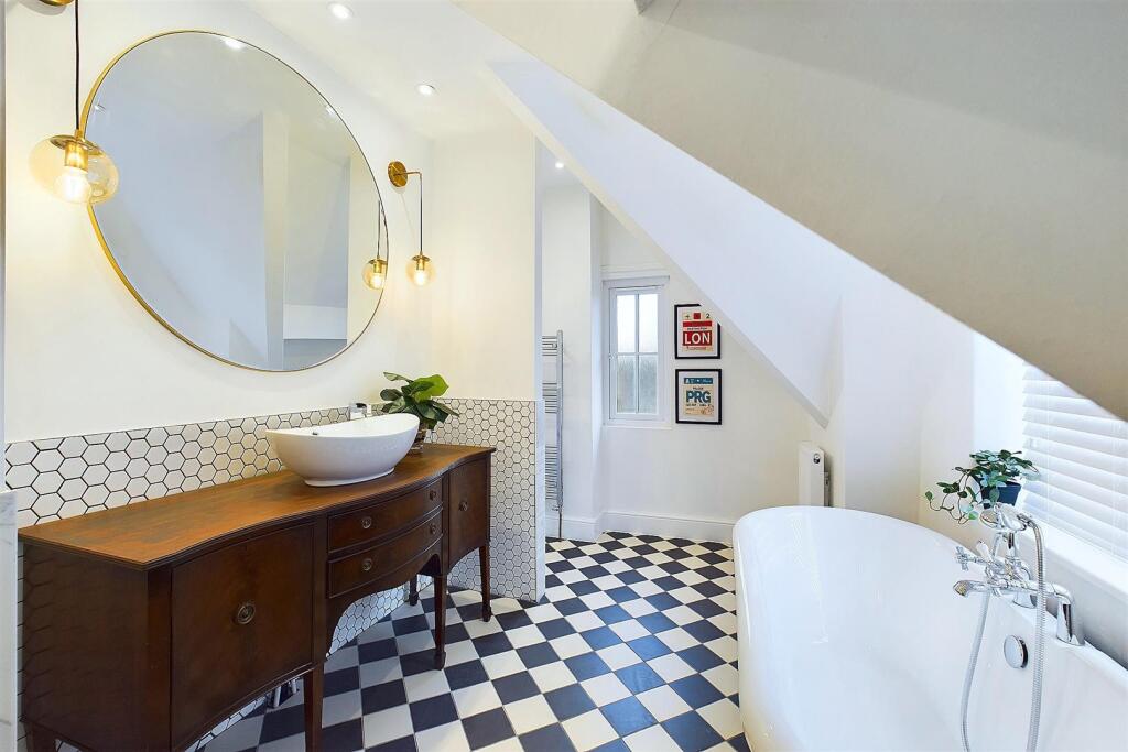 Family bathroom