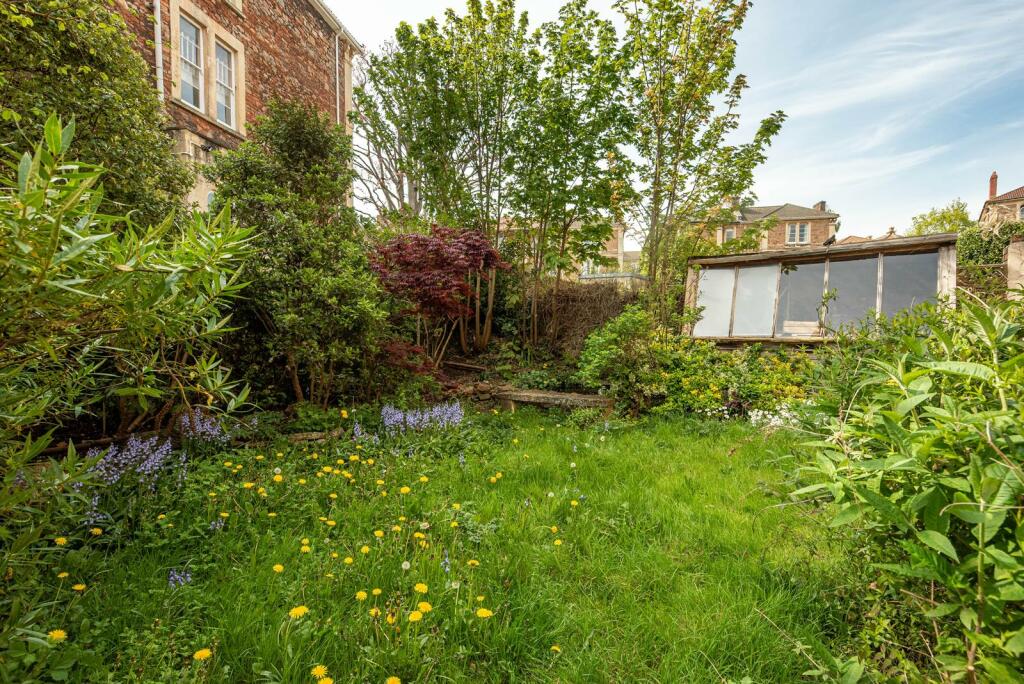 Garden_2.jpg