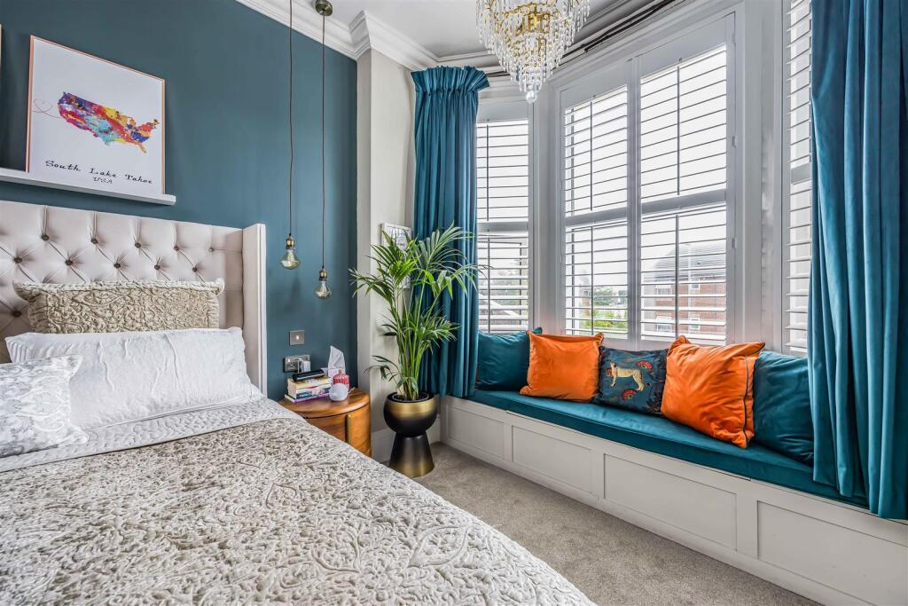 Flat 3, 38. Lennox Road North, Southsea-Small-Port