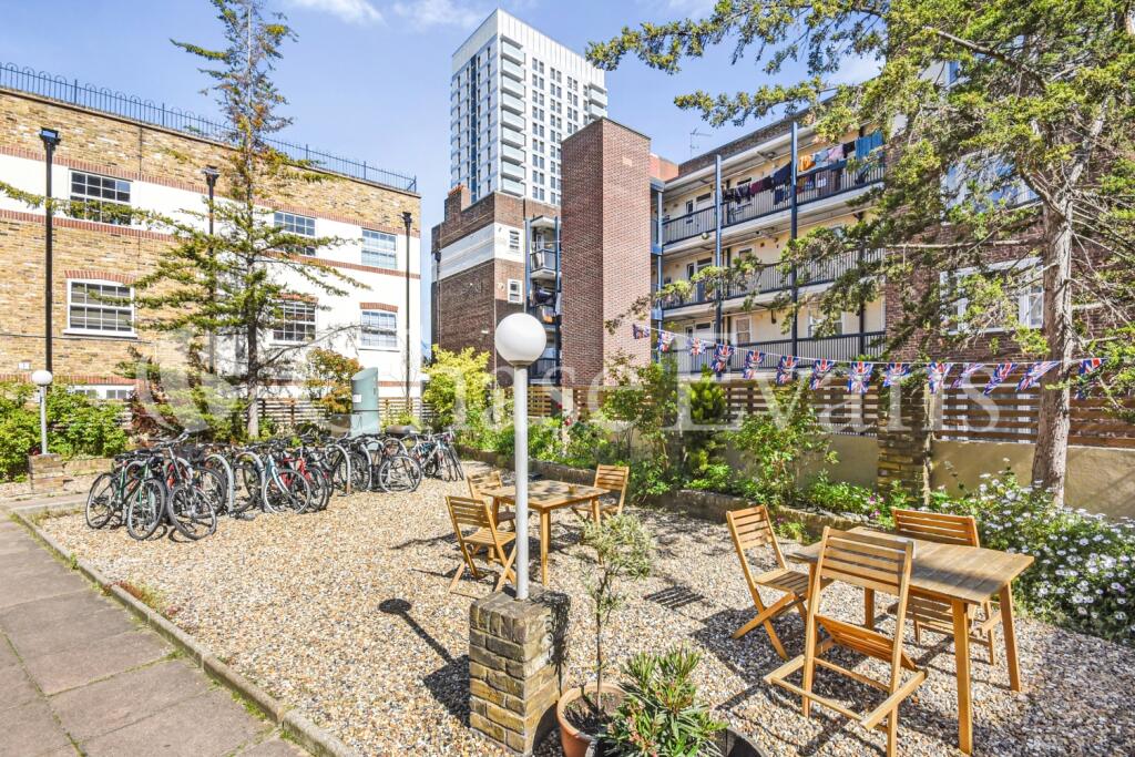 Arcadia Court, Old C