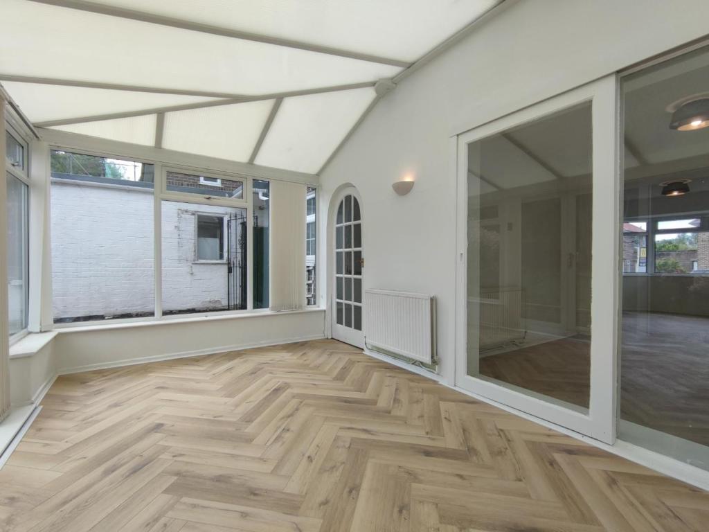 Conservatory Aspect 2