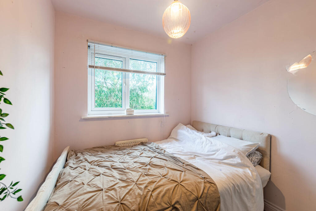bedroom3