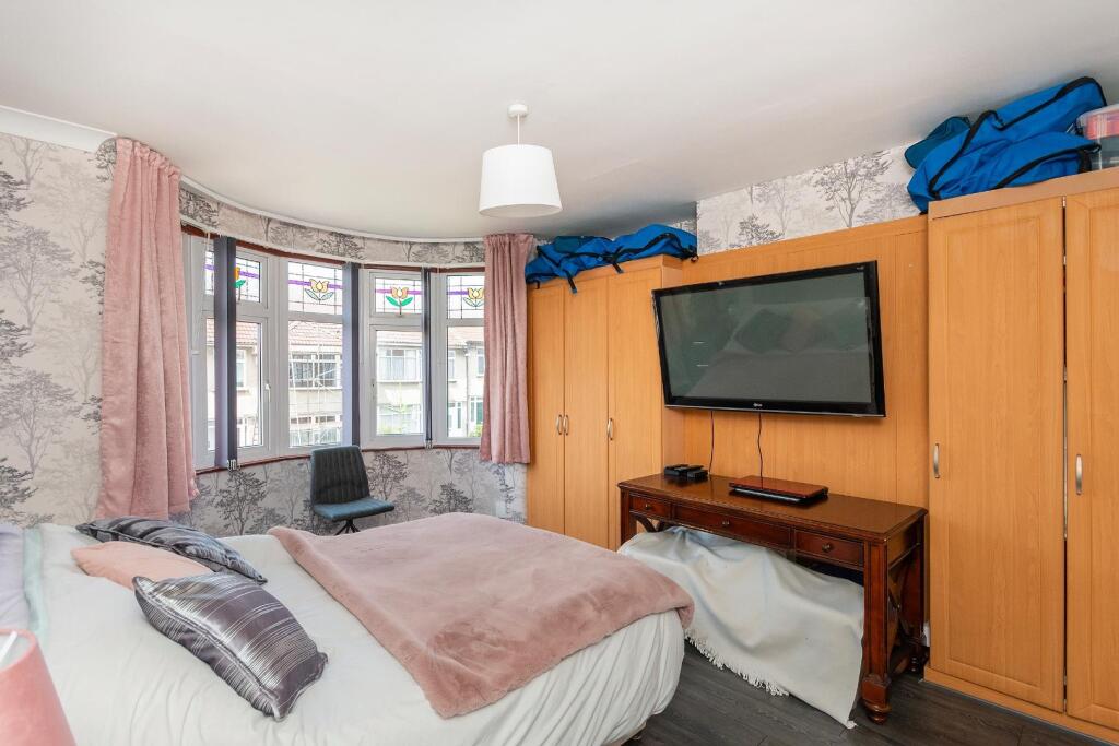 2S5RKE - Bedroom F.jpg
