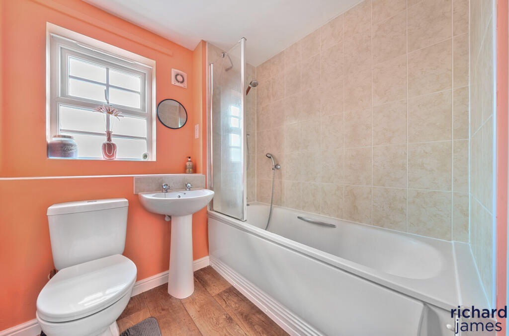 80c3f128078249c997c74c78e25f1bc7