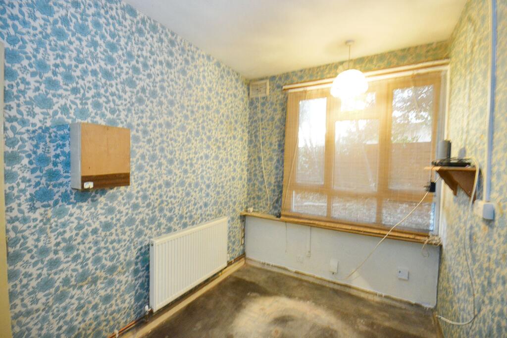 2 Walton Court &amp; Garage, Sheen Park, Richmond, TW9 1UL