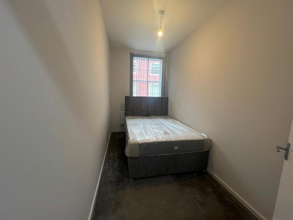 Bedroom.jpg