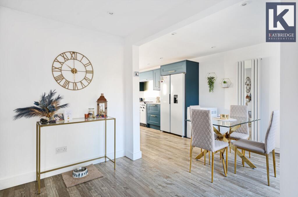 Poplar Crescent, Epsom - KT19 9ER