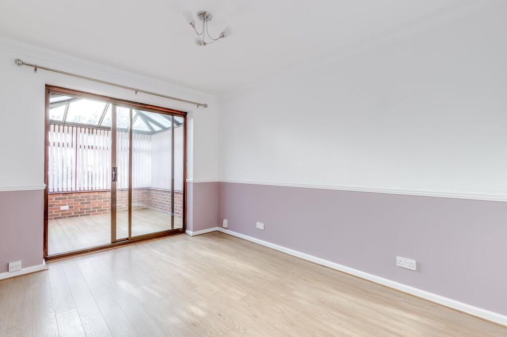 Sitting/Dining Room