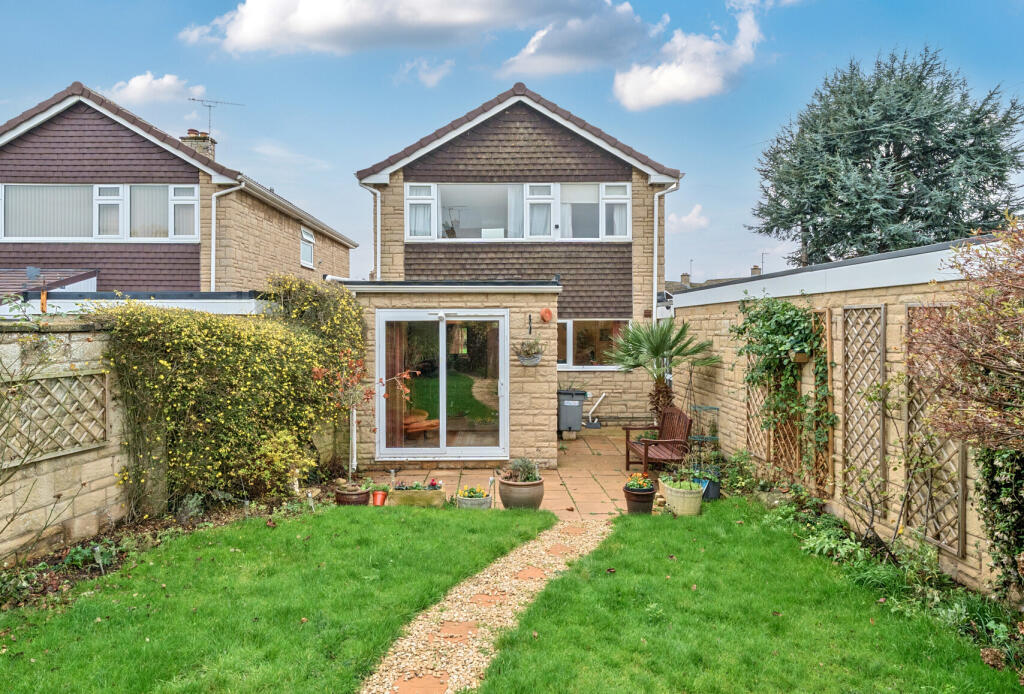 1384541-10-692870...