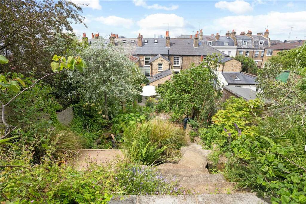 Maidenstone Hill, London