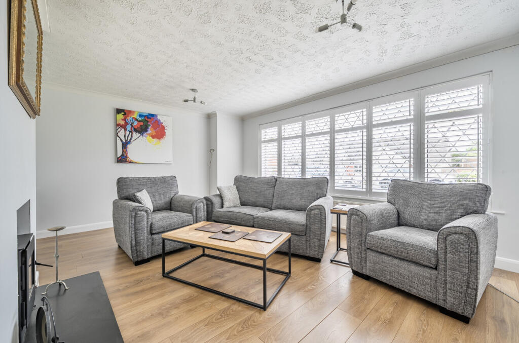 1347052-13-68b846...