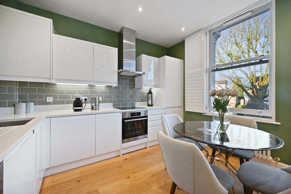 RCREE- 13 carlton road- kitchen 6 (1).jpg