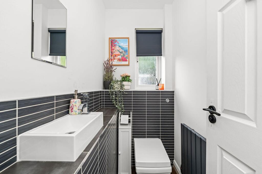 Cloakroom Wc