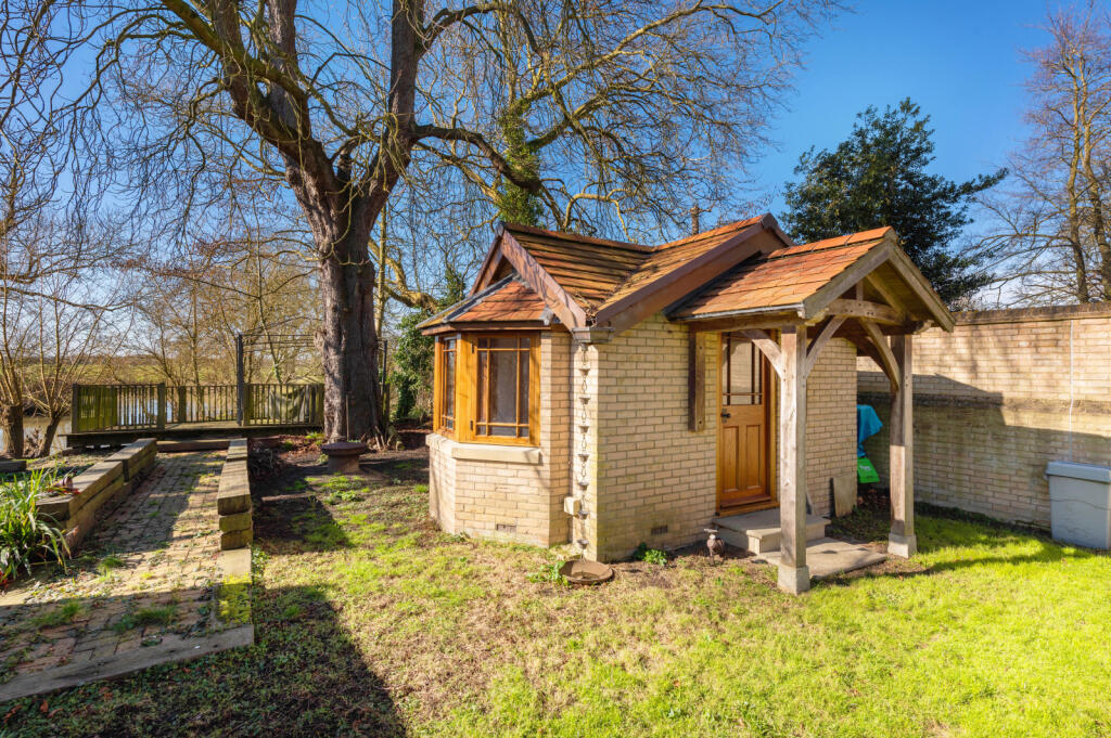 Summer House