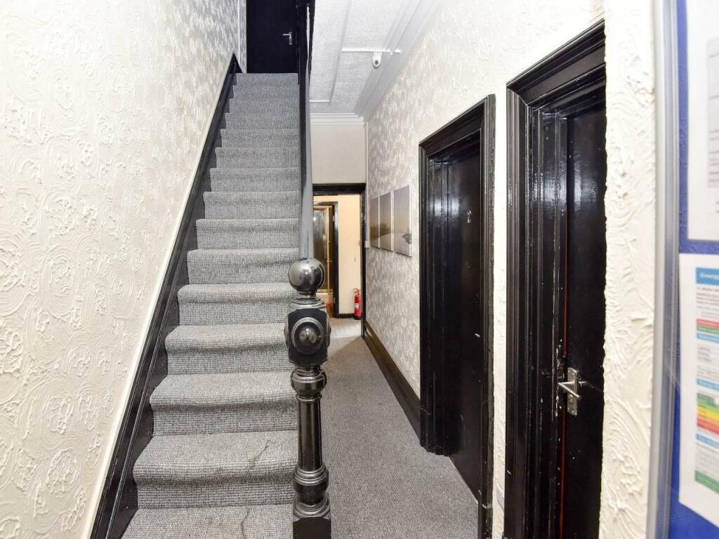 14 Walker St Denton-09.jpg