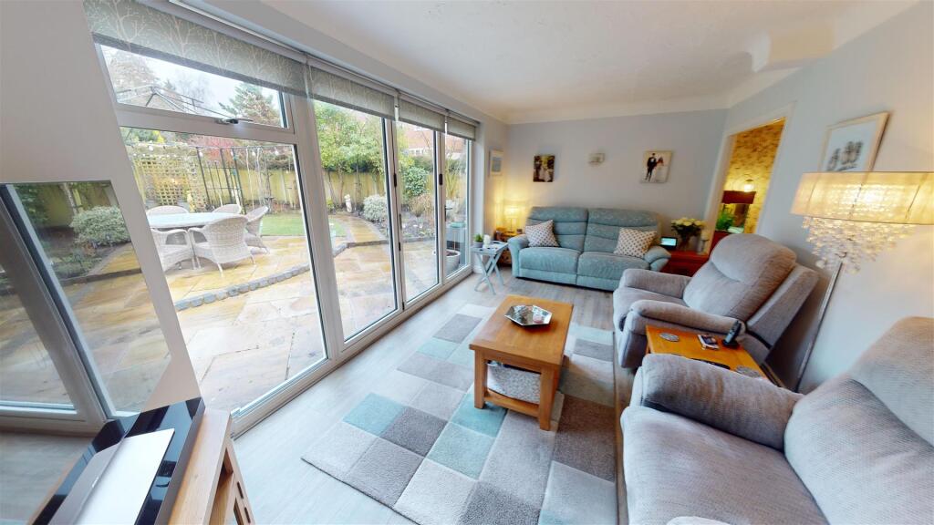 St. Marys Avenue Sitting Room