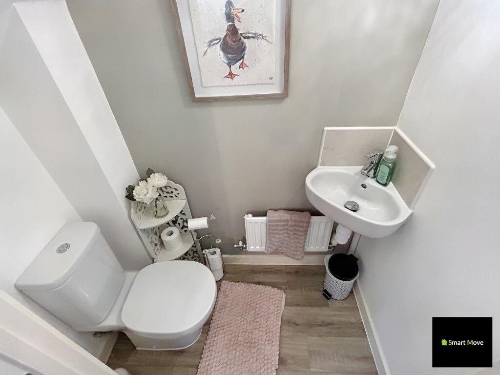 Downstairs Cloakroom 