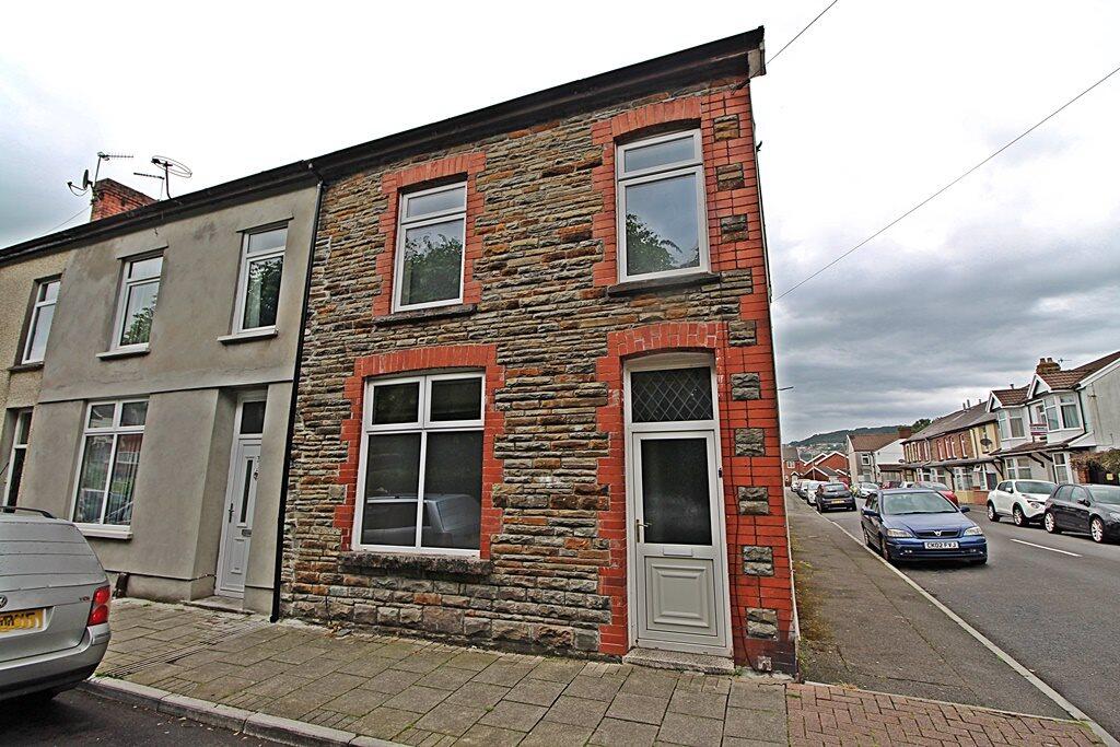 15_Front External