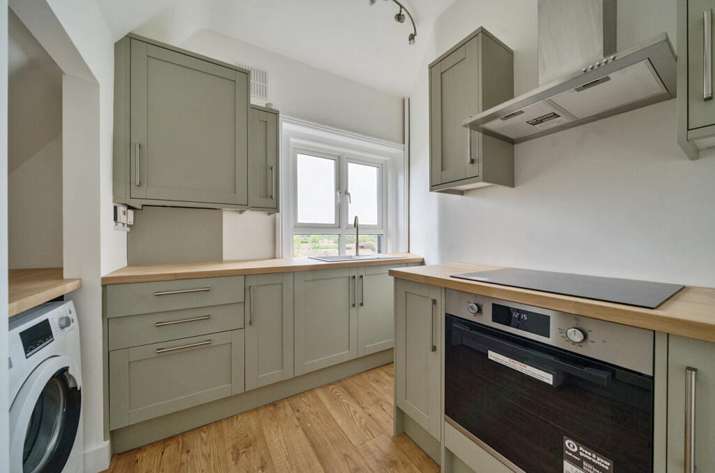 1295313-23-682611...