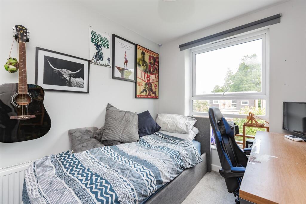 19 Millfield-HR8.jpg