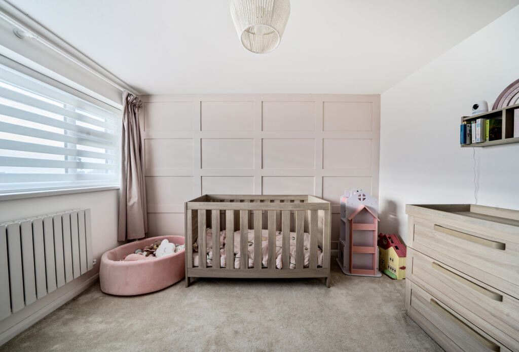 1370184-24-68f278...