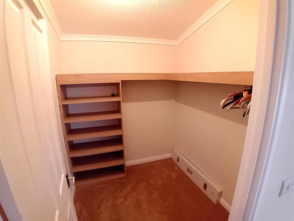 Walk In Wardrobe