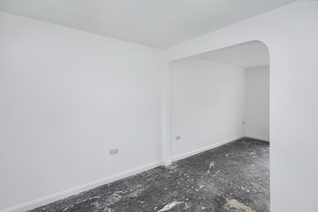 11 Beech Gardens, Dagenham, Essex, RM10 9TS