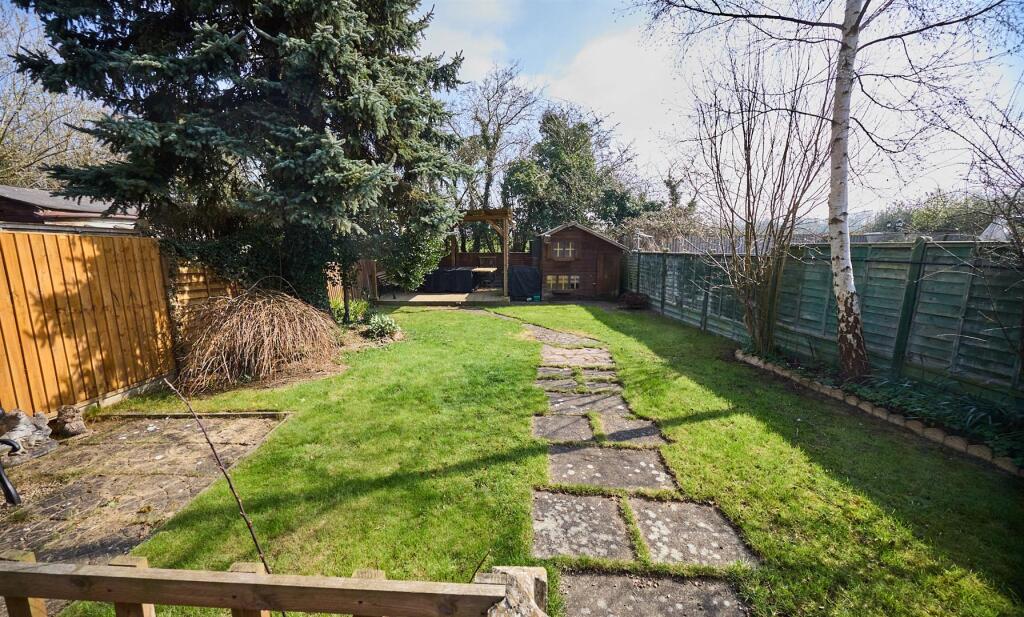 st marys ave burbage 6.jpg