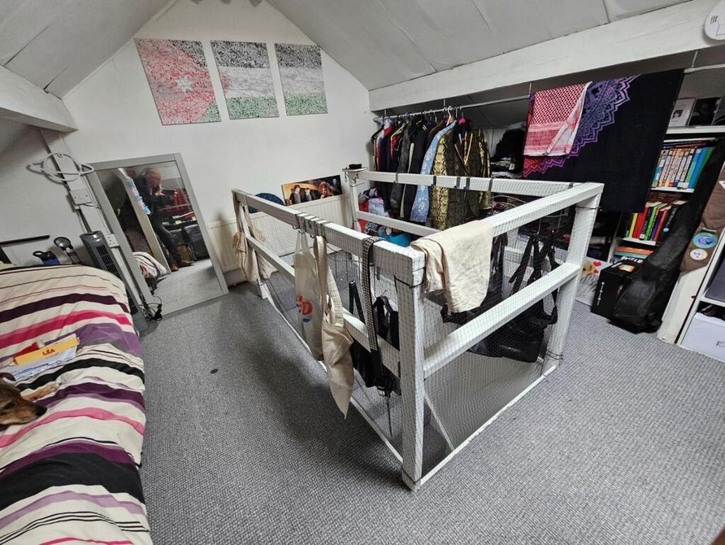 LOFT ROOM