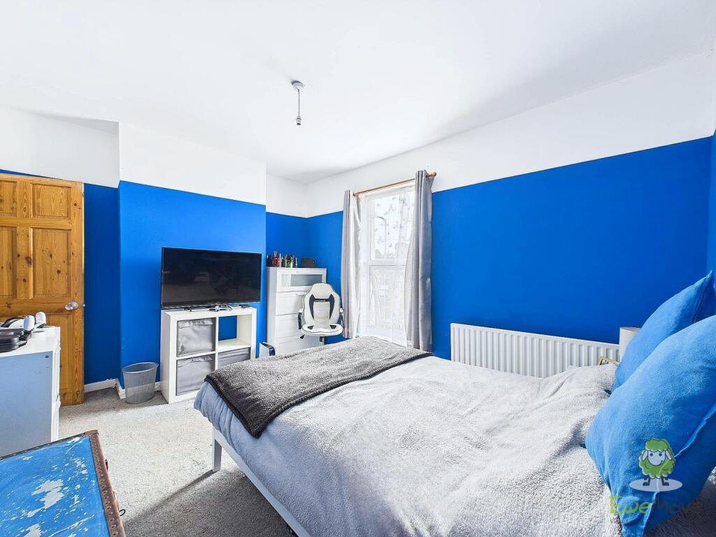 CAM01543G0-PR0121-STILL031