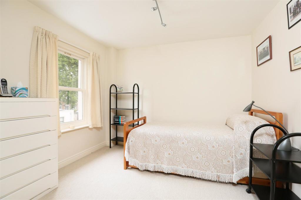 77 Princess Victoria St 21.jpg