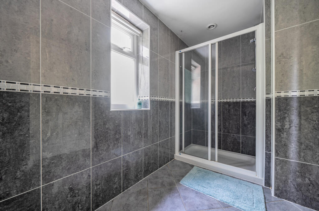 1302012-25-6839ef...