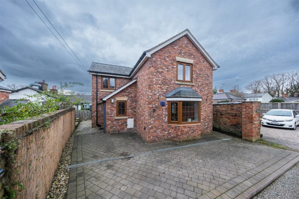 26A Forest Road-037.jpg