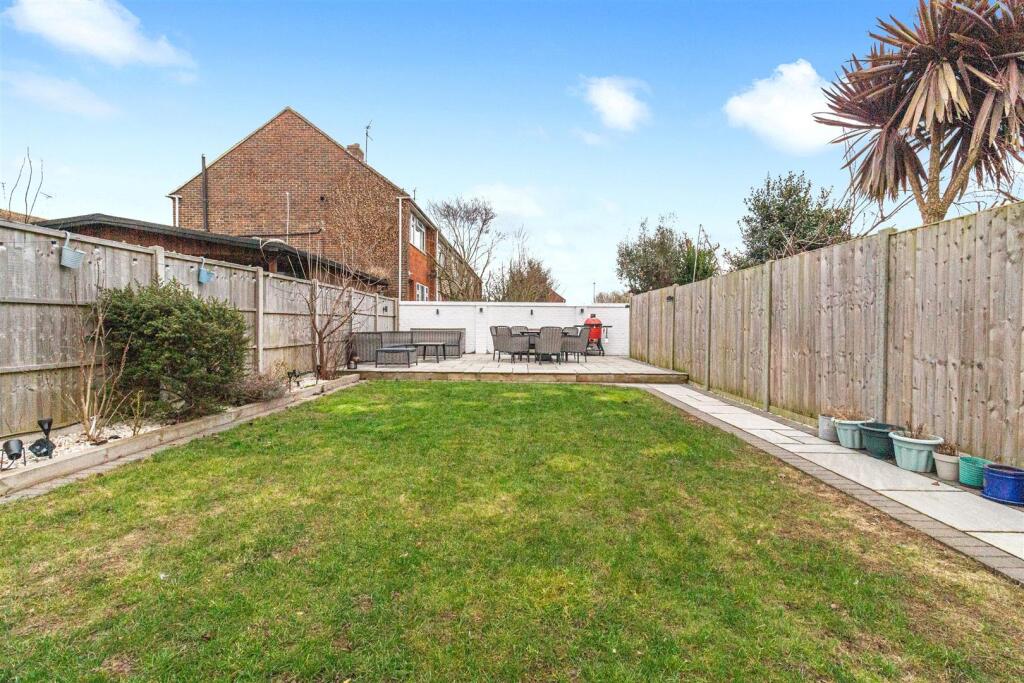 Rodean Road 68-002.jpg