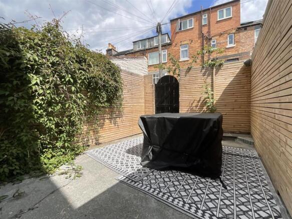 24278_9fc87533-aee6-43a3-b140-b40a2df9aa08_IMG_05_