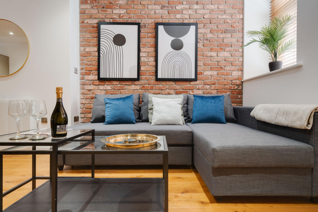 hounds gate court (6 of 70)