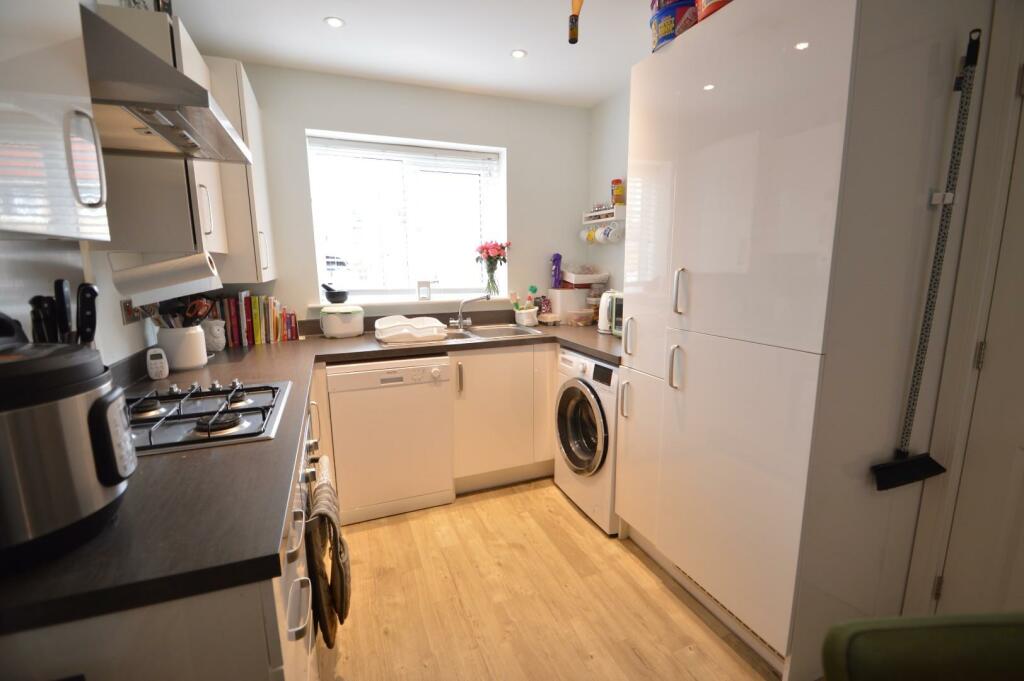 6 Starling Close kitchen diner.JPG