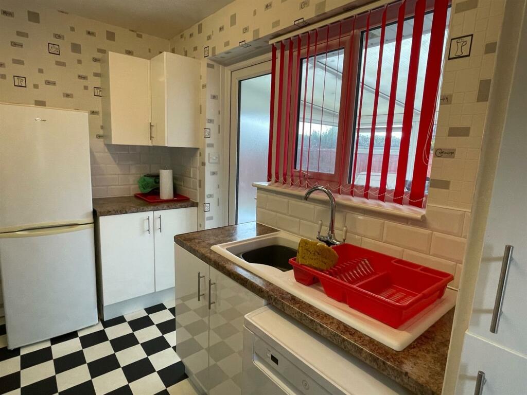 Kitchen,.jpg