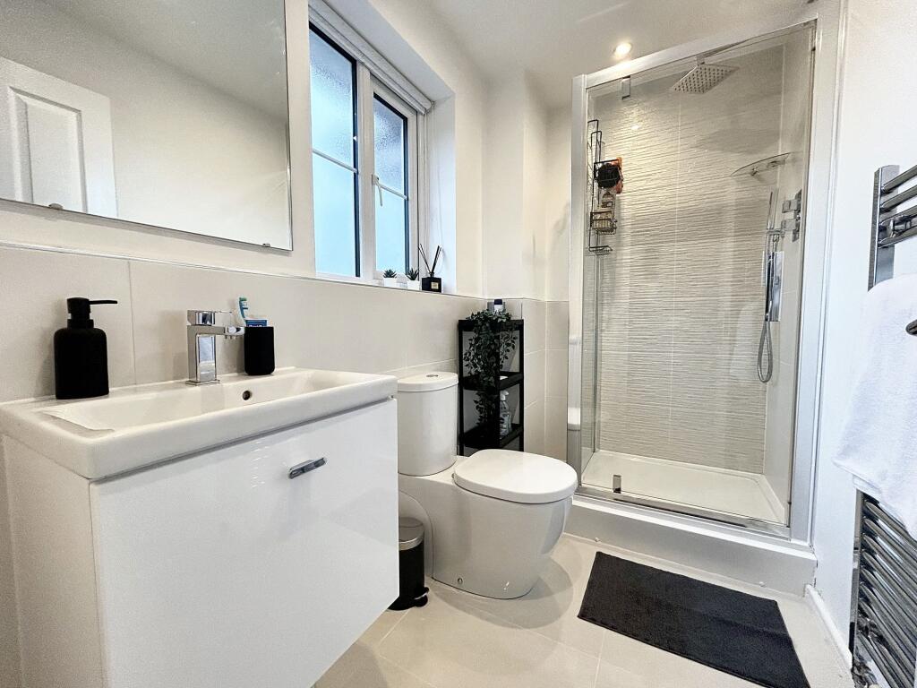 Ensuite