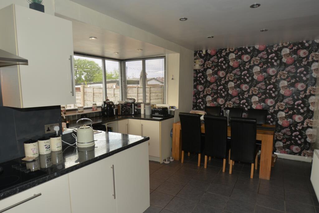 Kitchen diner