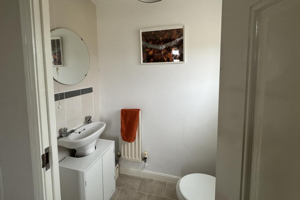 Downstairs bathroom 2