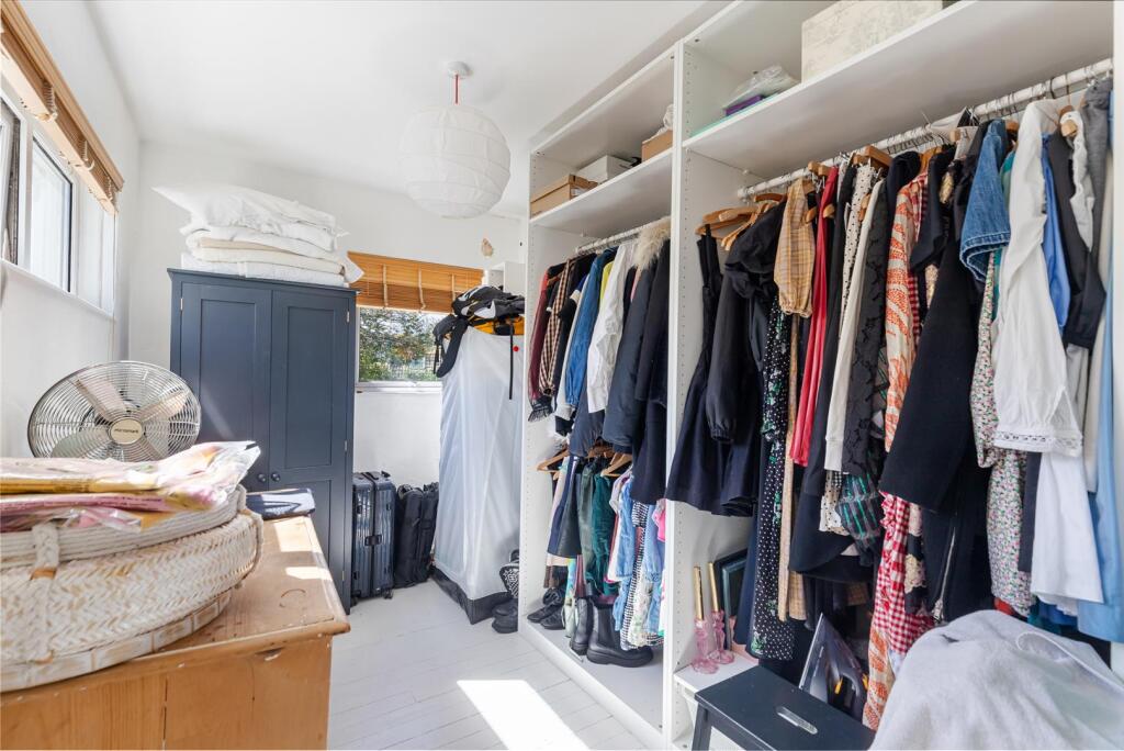 A22 - Cott Lane, Dartington, Deepdene - 240416.jpg